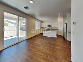 6615 S 42nd Dr in Phoenix, AZ - Building Photo - Building Photo