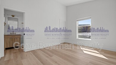 2411 Fleetwood St in San Diego, CA - Building Photo - Building Photo