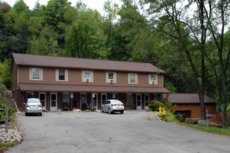 Eastwood Village Apartments in Butler, PA - Building Photo - Building Photo