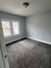 957 Parkway Rd in Cleveland, OH - Building Photo - Building Photo