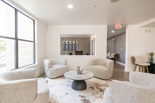 Legends Lakeline in Austin, TX - Building Photo
