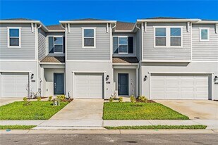 2827 Maloof Dr in Davenport, FL - Building Photo