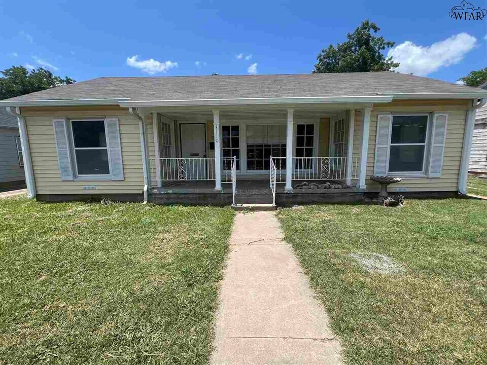3110 Barrett Pl in Wichita Falls, TX - Building Photo
