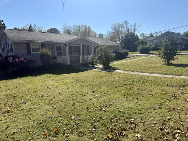 602 Mitchell Dr in Knoxville, TN - Building Photo - Building Photo