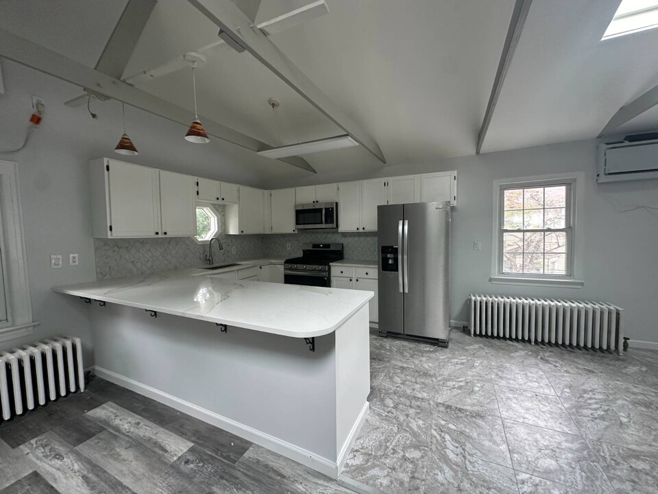80 Cedarhurst Ave in Cedarhurst, NY - Building Photo