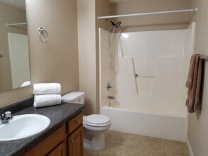 1526 Aristo Pl in Hope Mills, NC - Building Photo - Building Photo