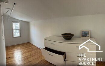 1820 N Kedvale Ave in Chicago, IL - Building Photo - Building Photo