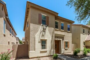 14069 W Country Gables Dr in Surprise, AZ - Building Photo