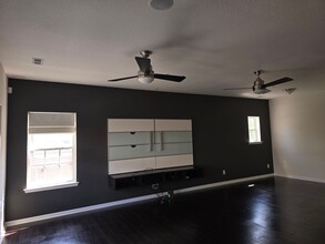 228 Larimar Ave in Virginia Beach, VA - Foto de edificio - Building Photo