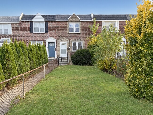 property at 116 W Berkley Ave