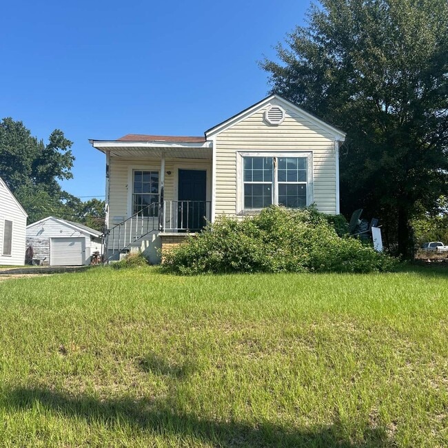 property at 3320 Frederick St
