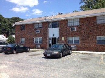 Summer Hill Apartments in Richmond, VA - Building Photo