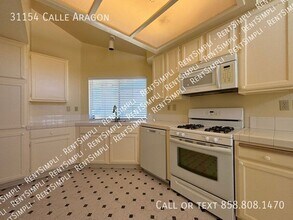 31154 Calle Aragon in Temecula, CA - Building Photo - Building Photo