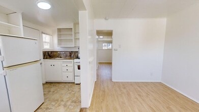 418 Monterey Blvd-Unit -420B Monterey Blvd. in Hermosa Beach, CA - Building Photo - Building Photo