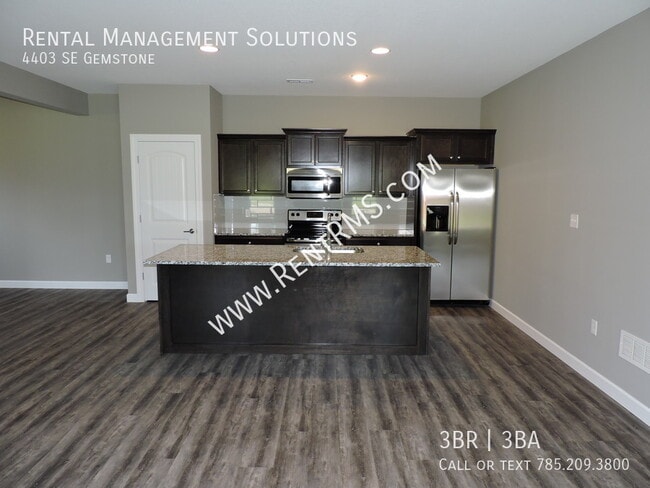 4403 SE Gemstone Ln in Topeka, KS - Building Photo - Building Photo