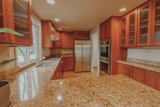 31830 32nd Pl SW in Federal Way, WA - Building Photo - Building Photo