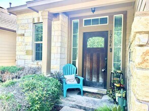 12504 Piper Ct in Austin, TX - Building Photo - Building Photo