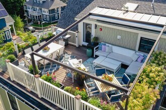 43 Salcombe St, Unit 1 in Boston, MA - Building Photo - Building Photo