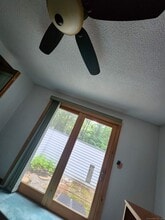 192 Laurel Hill Dr in Woodstock, CT - Building Photo - Building Photo