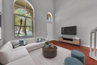 5008 SW 155th Terrace in Miramar, FL - Building Photo - Building Photo