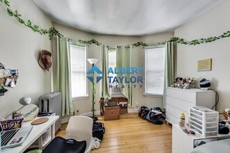 47 Hillside St in Boston, MA - Building Photo - Building Photo