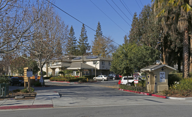 Creekview Inn in San Jose, CA - Building Photo - Building Photo