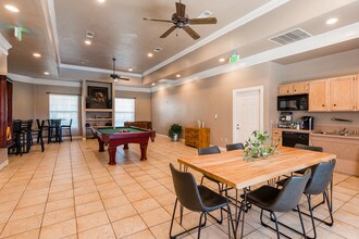 Waterford at Spencer Oaks in Denton, TX - Building Photo - Building Photo