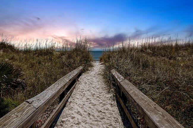 The Cove at Atlantic Beach in Atlantic Beach, FL - Building Photo - Building Photo