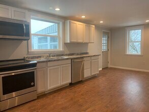 136 W. Union Street, Unit 2nd floor in Millersburg, PA - Building Photo - Building Photo