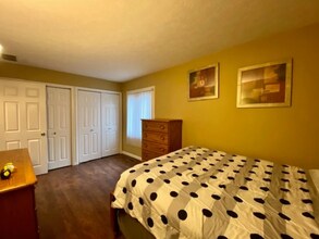 9578 S Lake Ridge Dr, Unit 168 in Bloomington, IN - Building Photo - Building Photo