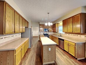 3787 Lake Lanier Dr in Grove City, OH - Building Photo - Building Photo