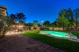 2224 Lucerne Ct in Henderson, NV - Foto de edificio - Building Photo