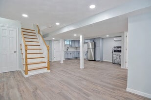 29 Laurel Rd, Unit #0 in Milton, MA - Building Photo