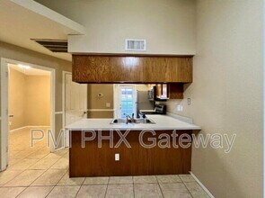 170 E Guadalupe Rd in Gilbert, AZ - Building Photo - Building Photo