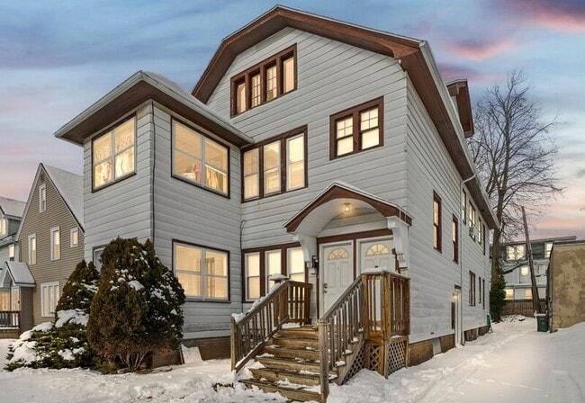 property at 16-18-18 Hillendale St