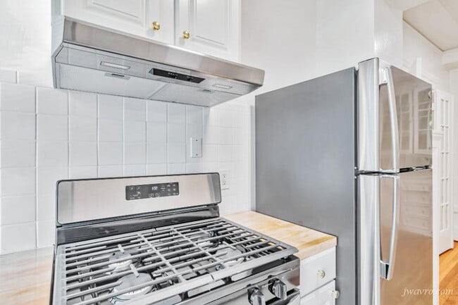 property at 570 O'Farrell St