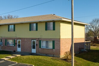 Vandalia Apartments in Vandalia, OH - Building Photo - Building Photo