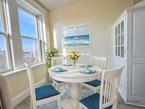 28 Quint Ave in Boston, MA - Building Photo - Building Photo