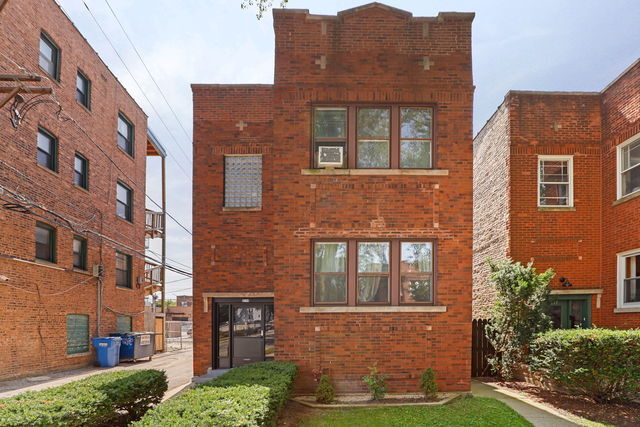 4115 W Melrose St, Unit 1 in Chicago, IL - Building Photo