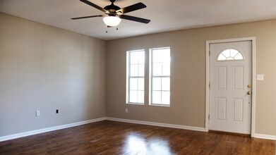 5 Oak Forest Pl in Maumelle, AR - Building Photo - Building Photo
