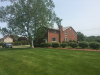 A1 Properties in East Windsor, CT - Foto de edificio - Building Photo