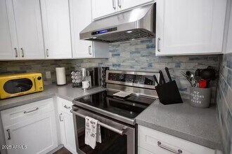 16627 N 45th Pl in Phoenix, AZ - Building Photo - Building Photo