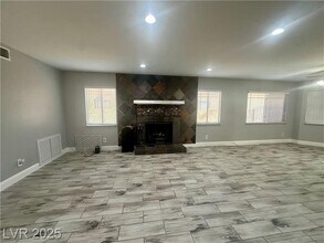 3201 Harbor Vista St in Las Vegas, NV - Building Photo - Building Photo