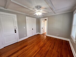 617 N Hyer Ave in Orlando, FL - Foto de edificio - Building Photo