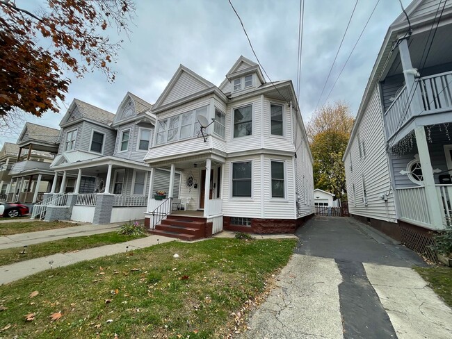 126 Park Pl in Schenectady, NY - Building Photo - Building Photo