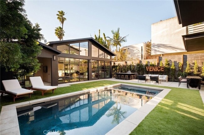 property at 354 5th Ave