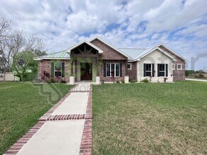 5605 E Pecan Dr in Donna, TX - Building Photo - Building Photo