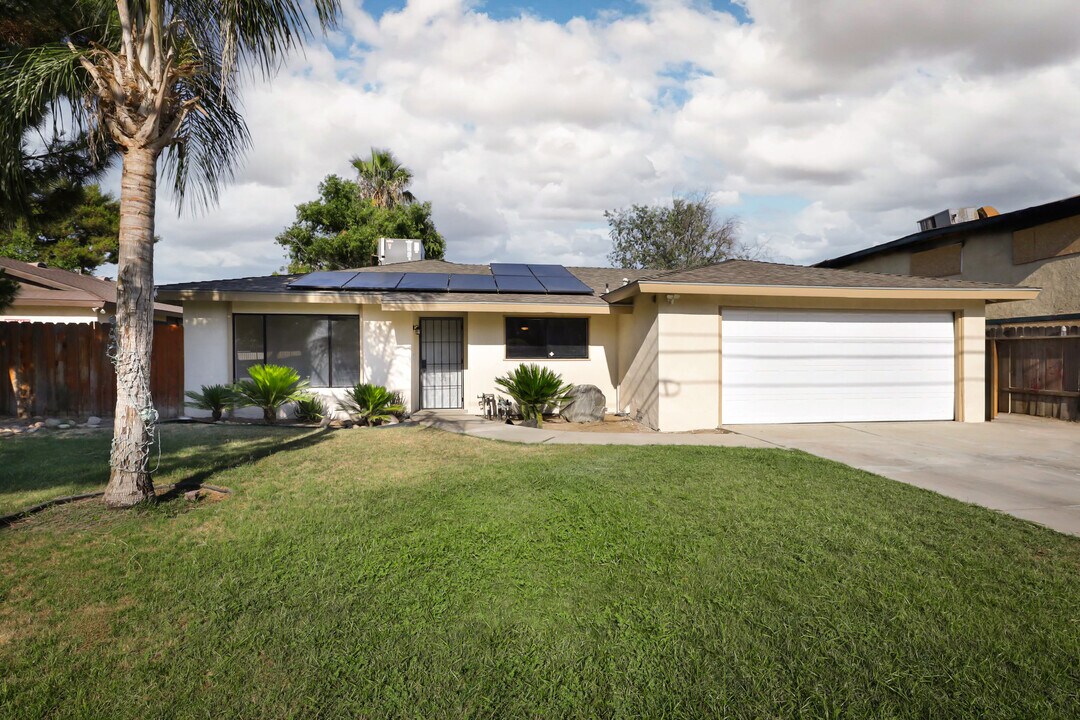 2800 S Real Rd in Bakersfield, CA - Building Photo