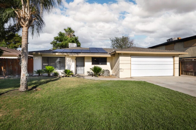 property at 2800 S Real Rd