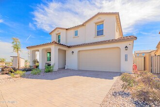 21513 E Sparrow Dr in Queen Creek, AZ - Building Photo - Building Photo